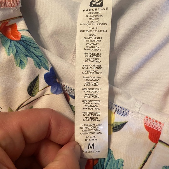 Fabletics Define High-Waisted Short Women white floral size medium work out run - Picture 5 of 5